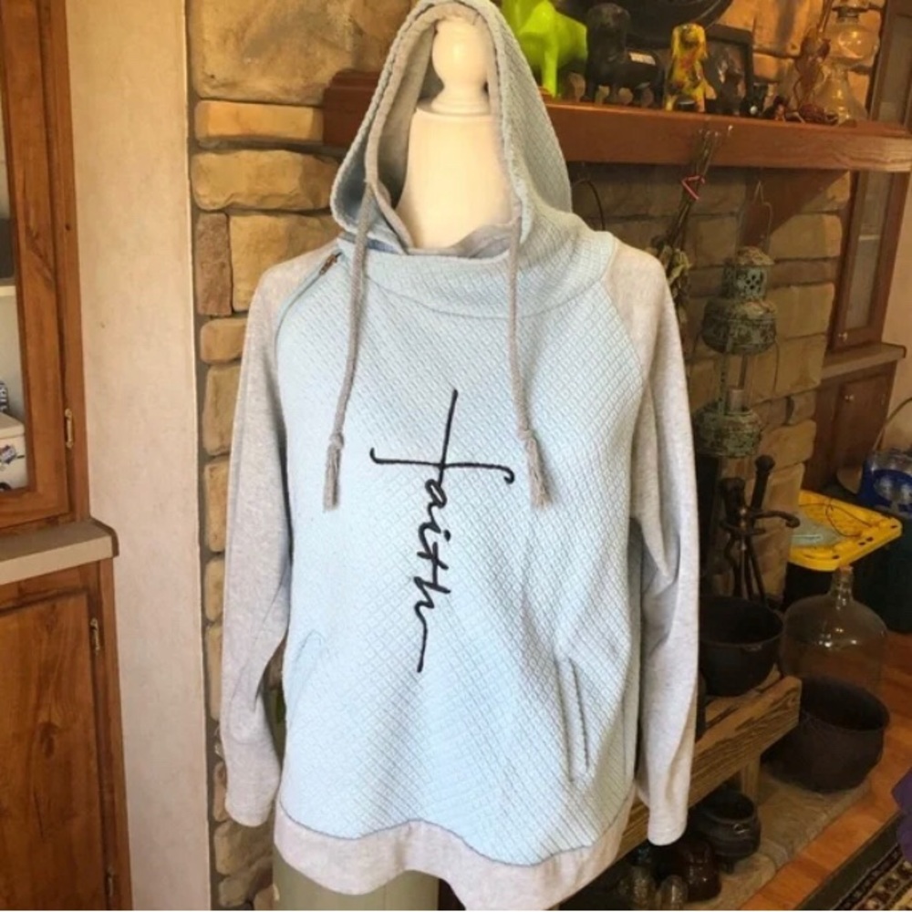 FAITH BLUE AND GRAY HOODIE NO TAG CALLING A MEDIUM CHECK YOUR MEASUREMENTS
